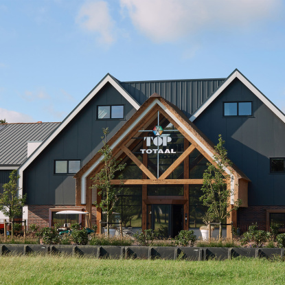 Binnendeuren en deurbeslag kantoor