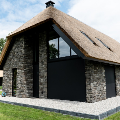 Freeslijndeuren en deurbeslag