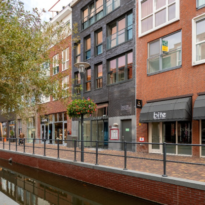 Taatsdeuren en deurbeslag